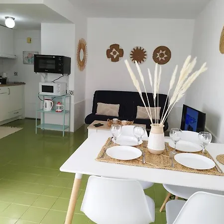 Air-conditioned Flat Casa Freesia 아파트