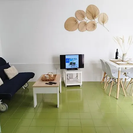 아파트 Air-conditioned Flat Casa Freesia *