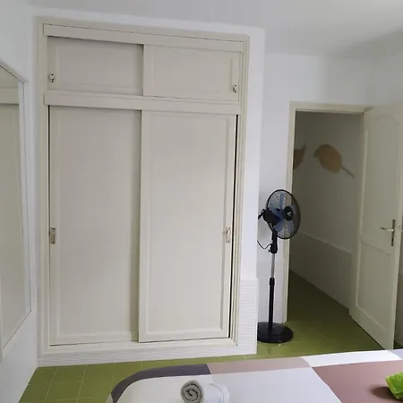 아파트 Air-conditioned Flat Casa Freesia *