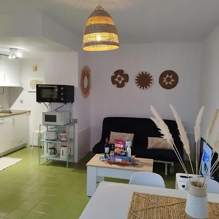 Air-conditioned Flat Casa Freesia *